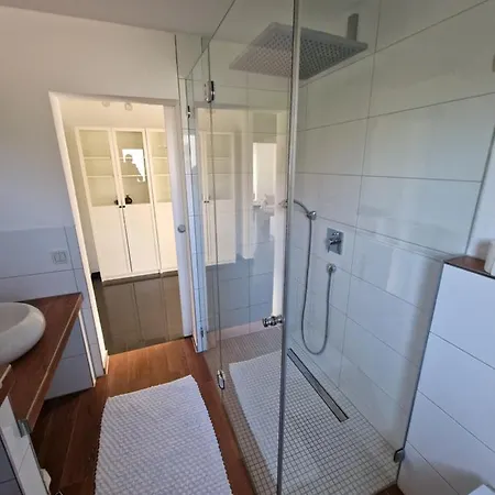 Apartment Clee